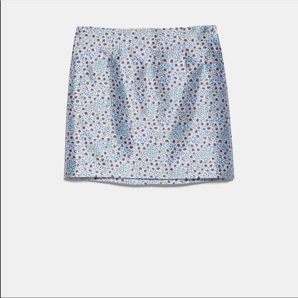Zara floral mini skirt